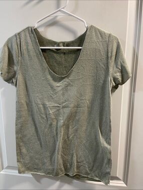 Washed Sage V-Neck Short Sleeve Women's Top